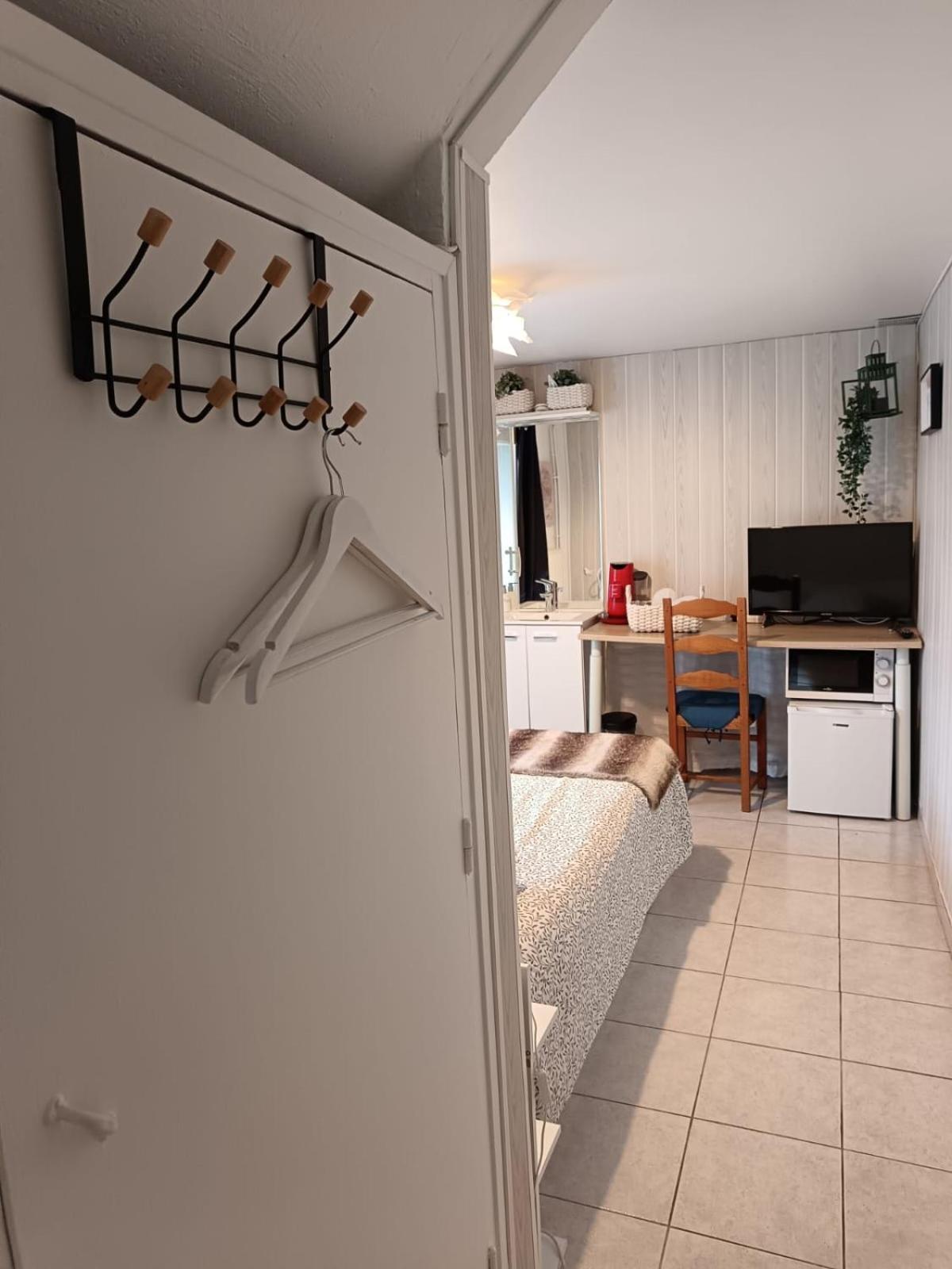 La Savoue - Chambre Francin Экстерьер фото